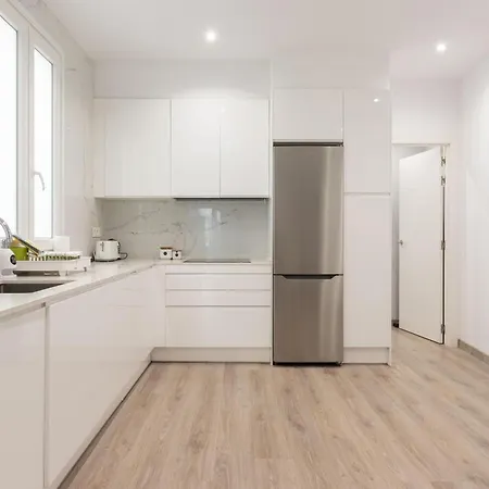 Aston I Gran Arenal Junto A La Ria Con Parking Apartment Bilbao