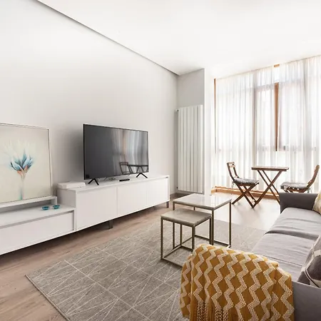 Aston I Gran Arenal Junto A La Ria Con Parking Apartmán Bilbao